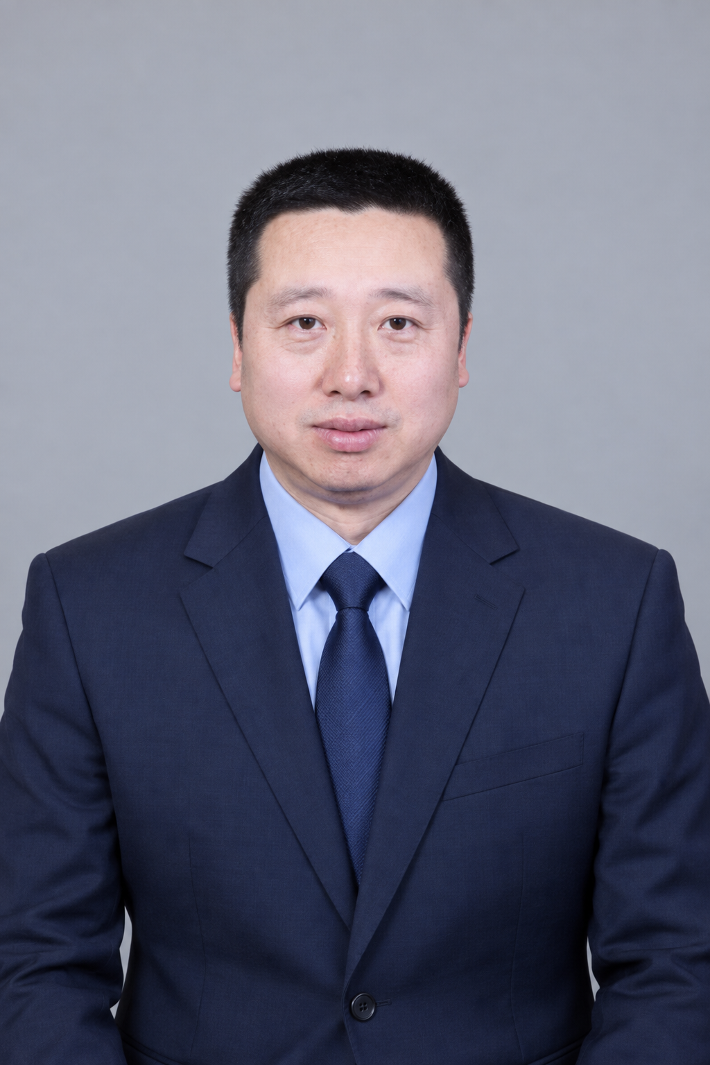 Prof. Qin · AI-assisted portrait